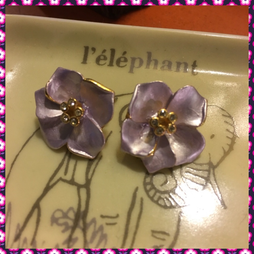 Pretty Pastel Purple Floral Earrings
